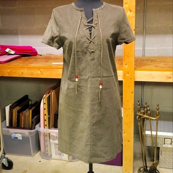 NWT - Romeo & Juliet Corduroy Dress - Picture 3 of 6